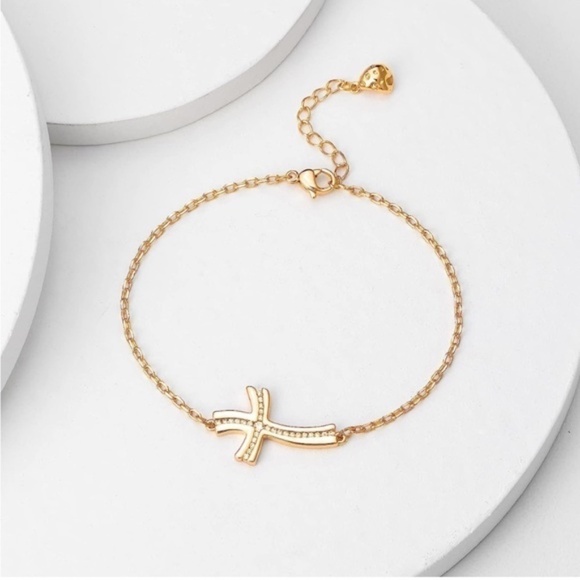 Gold 14k Gold Plated Cubic Zirconia Cross Bracelet - Picture 1 of 3